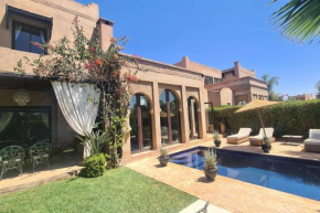 Villa LES LAURIERS, 4 suites, piscine privée, petit déjeuner compris